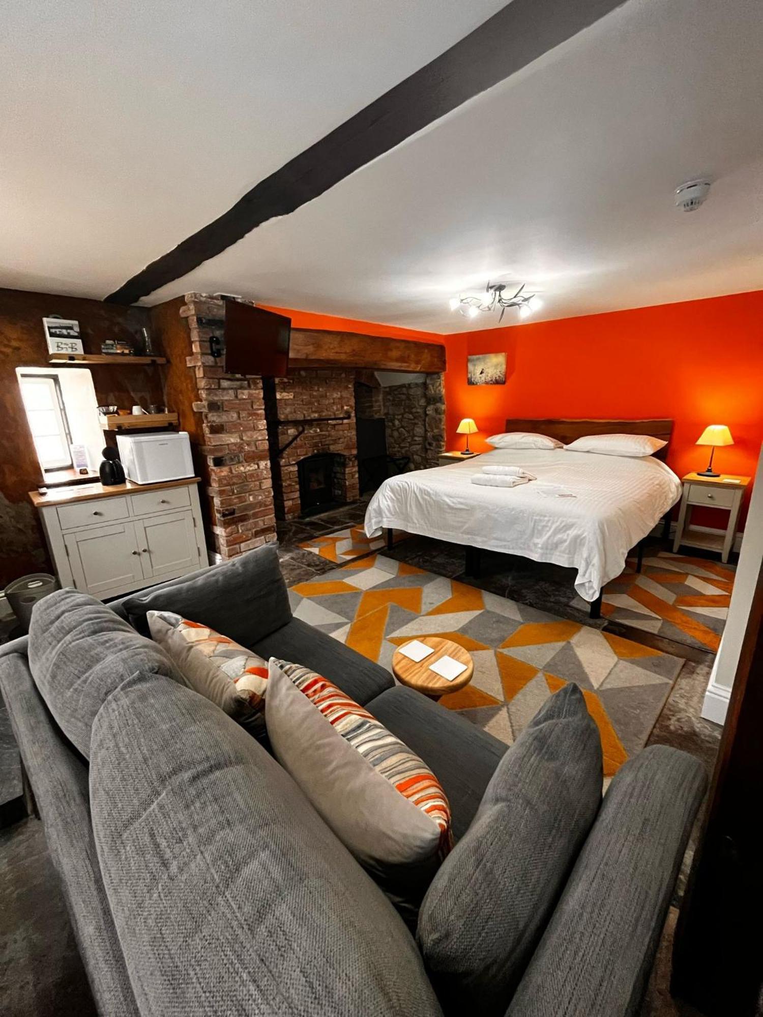 Bed and Breakfast Old Manor House Axbridge Экстерьер фото